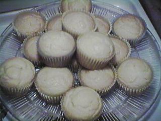 [honey cupcakes]